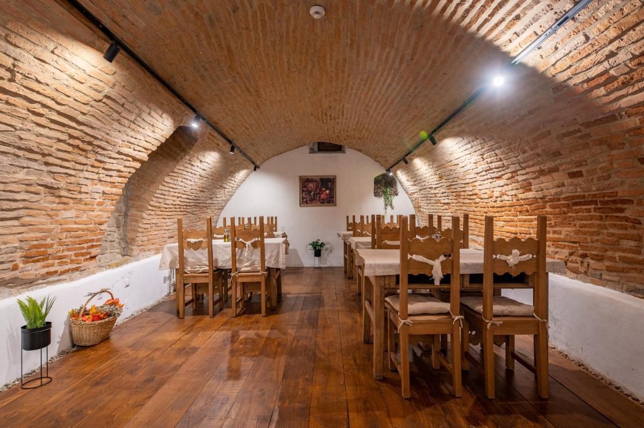 Boutique Hotel Von Graf Sighişoara Esterno foto
