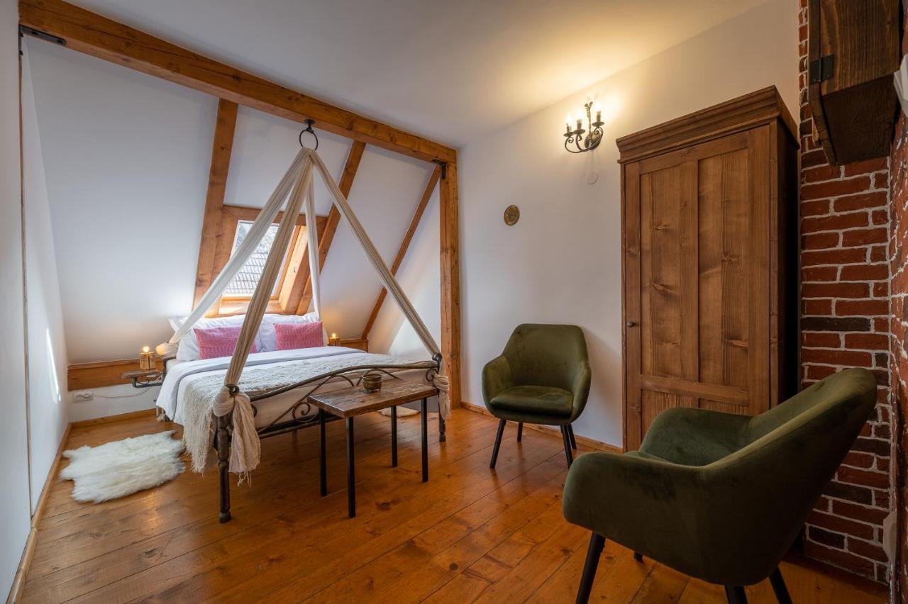 Boutique Hotel Von Graf Sighişoara Esterno foto