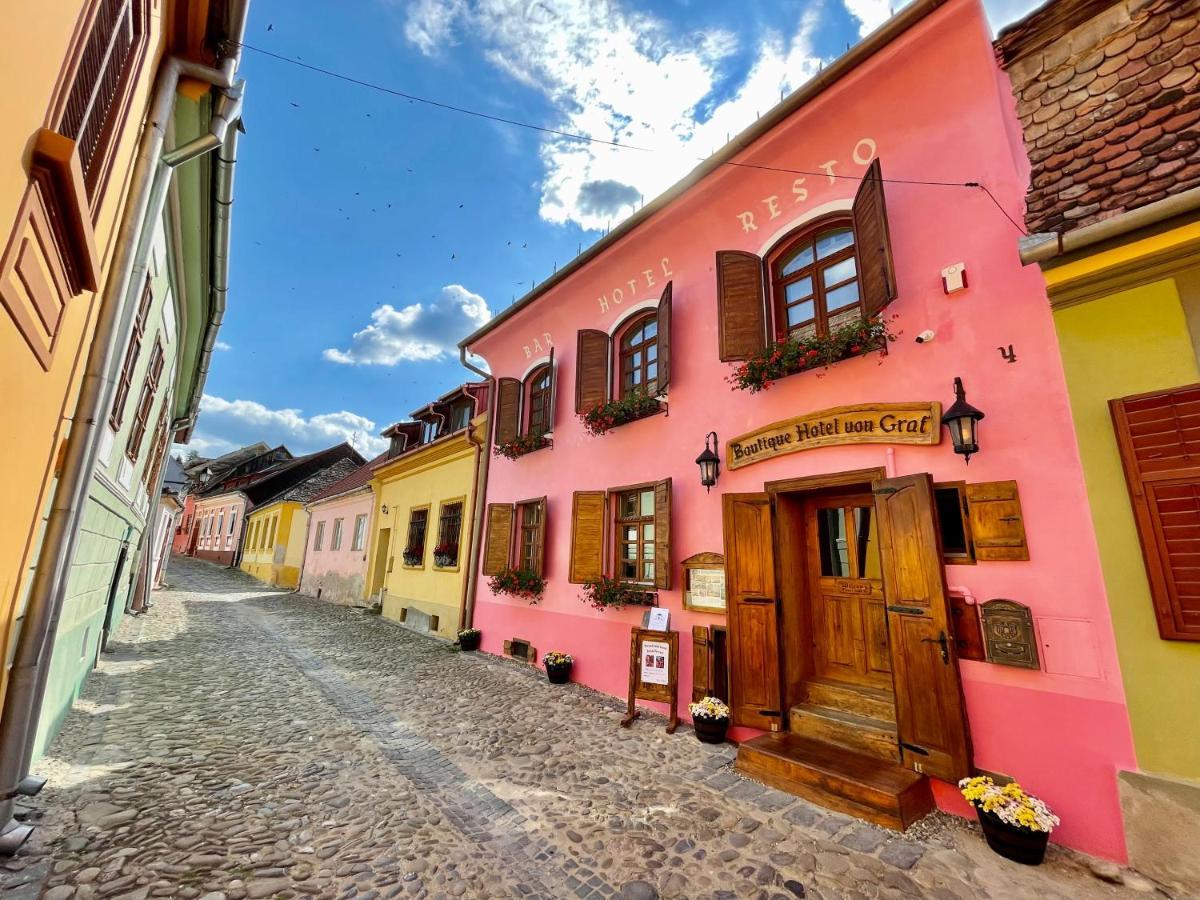 Boutique Hotel Von Graf Sighişoara Esterno foto